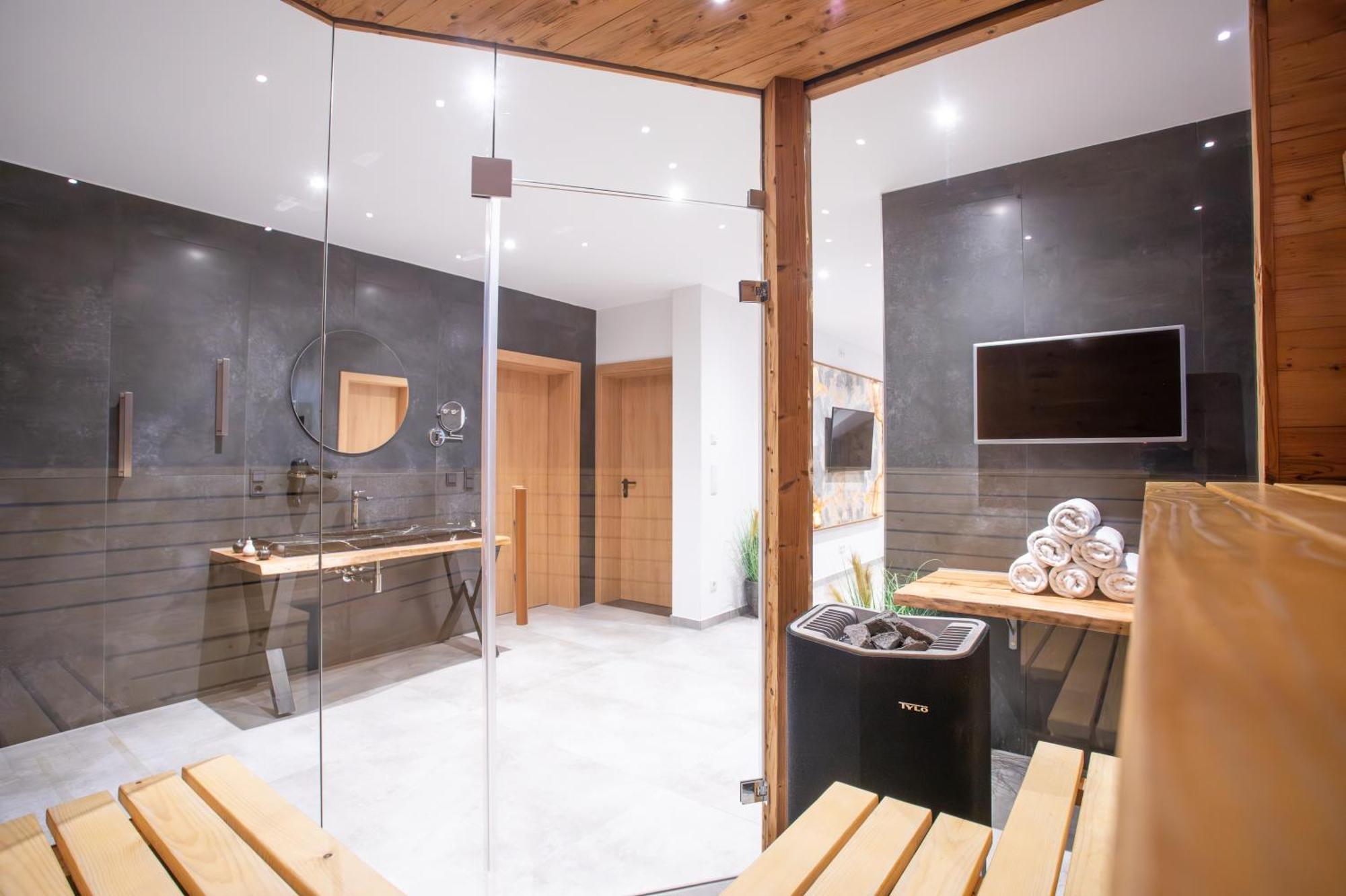 Private Spa&Garden Alpi Garmisch-Partenkirchen Exteriör bild